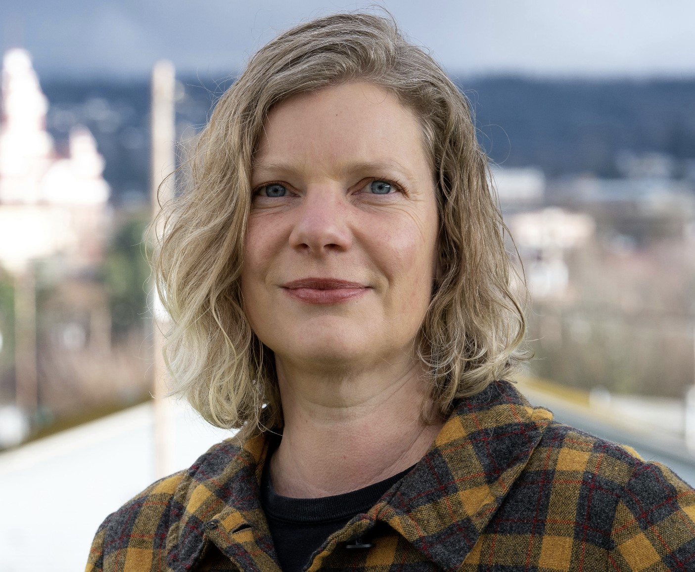 Liz Darrow (listed in Progressive Voters Guide)